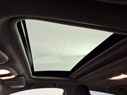 Certified 2025 Subaru Crosstrek 2.0i Premium AWD/4WD image 14