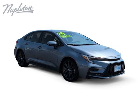 Used 2024 Toyota Corolla SE w/ Convenience Package AWD/4WD image 8