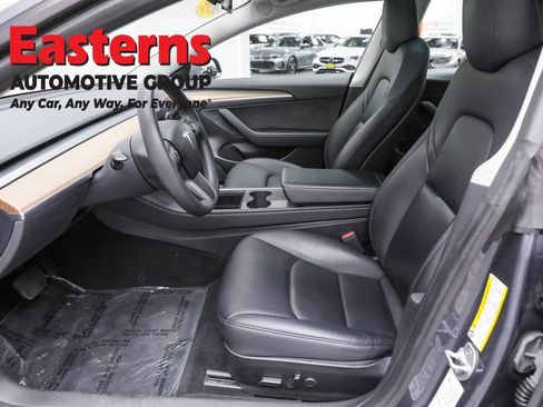 Used 2023 Tesla Model 3 Standard Range image 14