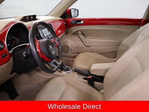 Used 2014 Volkswagen Beetle TDI FWD image 11