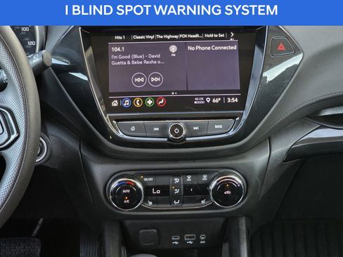 Used 2022 Chevrolet TrailBlazer LT w/ Convenience Package image 19