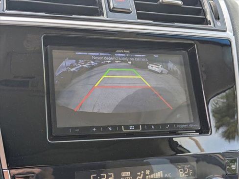 Used 2018 Subaru Outback 2.5i Limited image 12