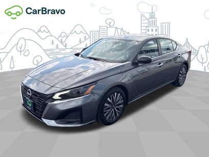 Used 2025 Nissan Altima 2.5 SV