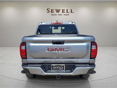 New 2026 GMC Canyon Elevation w/ Convenience Package image 4