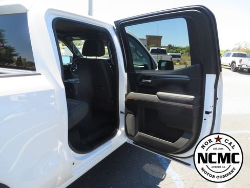 Used 2025 GMC Sierra 1500 AT4 AWD/4WD image 56