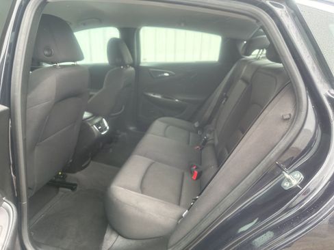 Used 2023 Chevrolet Malibu LT FWD image 12