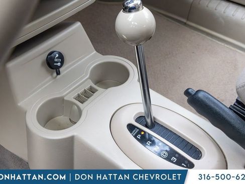 Used 2007 Chrysler PT Cruiser Touring FWD image 9