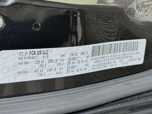 Used 2019 Dodge Grand Caravan SXT image 38