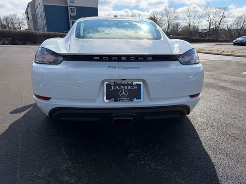 Used 2024 Porsche 718 Cayman image 8
