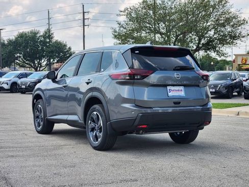 New 2026 Nissan Rogue SV image 3