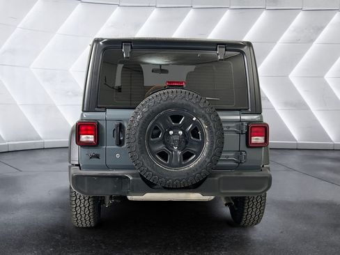 Used 2024 Jeep Wrangler Unlimited Sport AWD/4WD image 5