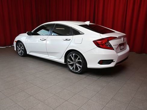 Used 2020 Honda Civic Touring image 5