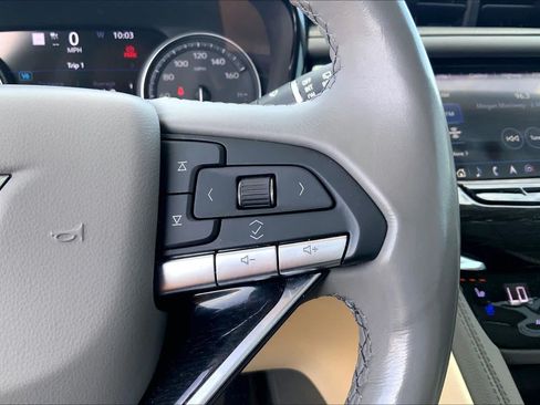Used 2020 Cadillac XT6 Premium Luxury FWD image 25