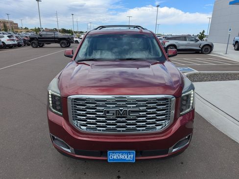 Used 2018 GMC Yukon Denali w/ Denali Ultimate Package AWD/4WD image 6