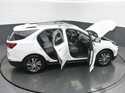 Used 2023 Chevrolet Equinox Premier AWD/4WD image 63