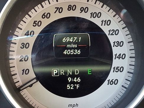 Used 2013 Mercedes-Benz C 250 Sedan image 20