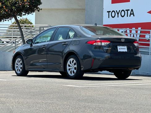 Used 2024 Toyota Corolla LE FWD image 3