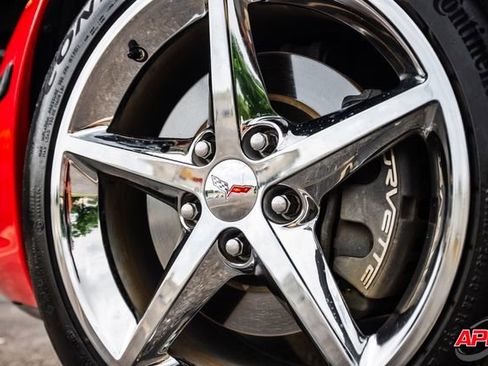 Used 2013 Chevrolet Corvette Coupe w/ 3LT Preferred Equipment Group RWD image 3