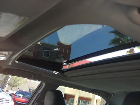 Used 2013 Toyota Camry SE image 8