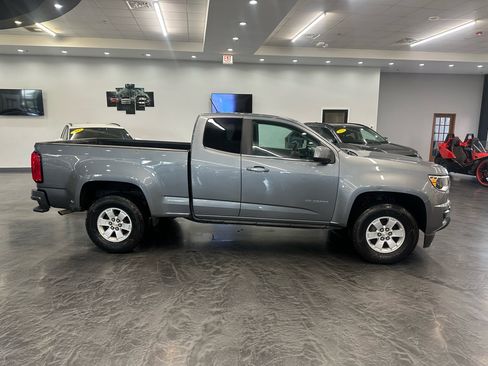 Used 2020 Chevrolet Colorado W/T w/ WT Convenience Package image 4