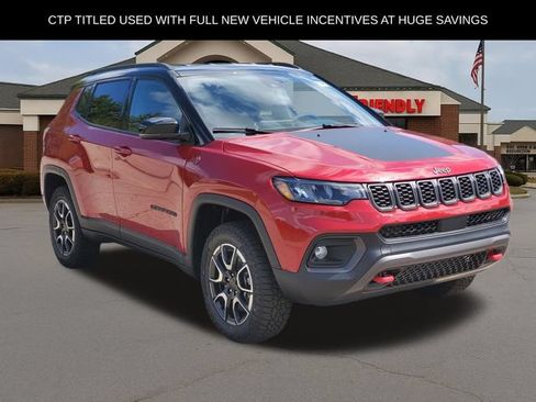 New 2026 Jeep Compass Trailhawk AWD/4WD image 2