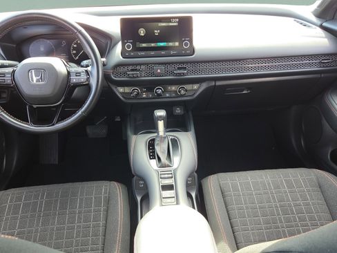 Certified 2025 Honda HR-V Sport image 12