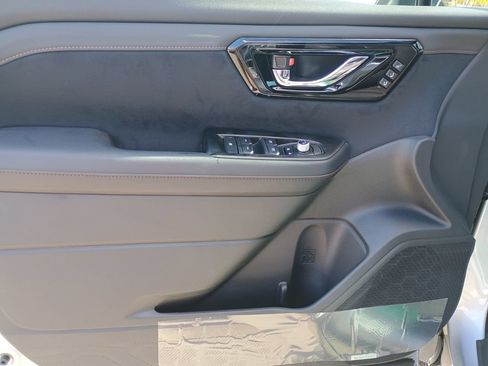 New 2026 Subaru Forester Touring AWD/4WD image 11