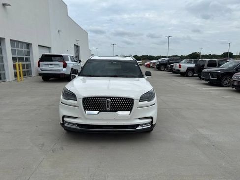 Used 2020 Lincoln Aviator Reserve w/ Equipment Group 201A AWD/4WD image 8