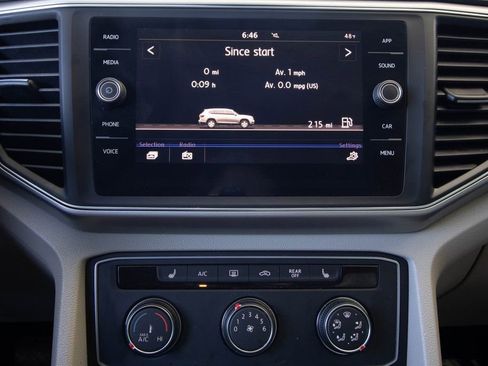 Used 2018 Volkswagen Atlas SE image 38