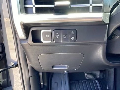 Used 2025 Hyundai Santa Fe XRT AWD/4WD image 25