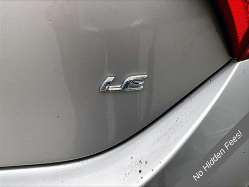 Used 2014 Toyota Corolla LE FWD image 8