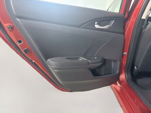 Used 2020 Honda Civic EX image 26