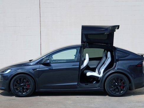 Used 2025 Tesla Model X Plaid AWD/4WD image 53