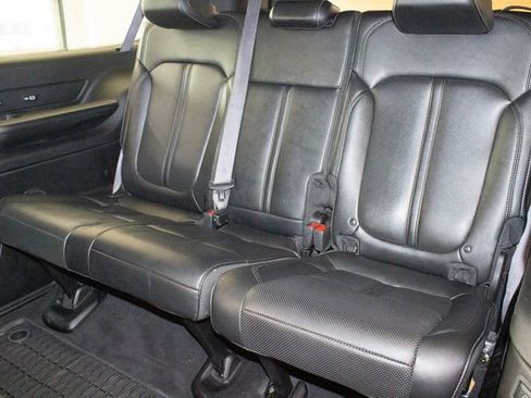 Used 2024 Jeep Wagoneer L Series II w/ Flexible Seating Group image 19