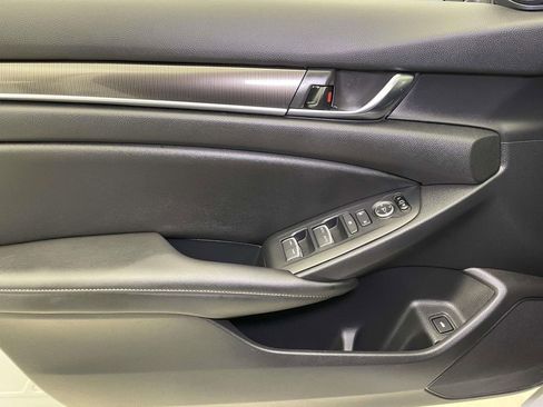 Used 2019 Honda Accord Sport image 31