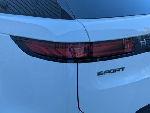 New 2026 Land Rover Range Rover Sport SE AWD/4WD image 12