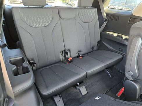 Certified 2022 Hyundai Palisade SEL w/ Convenience Package image 15