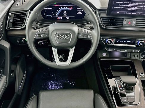 Used 2023 Audi Q5 2.0T Premium Plus w/ Premium Plus Package AWD/4WD image 5