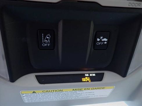 Used 2019 Subaru Forester AWD/4WD image 19