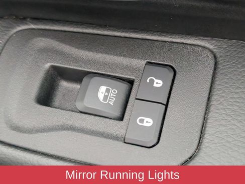 Used 2025 RAM 2500 Big Horn AWD/4WD image 35