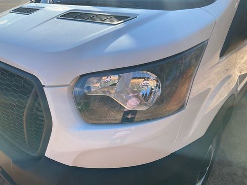 New 2026 Ford Transit 250 148 Medium Roof image 8