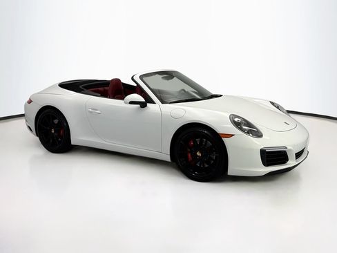 Used 2019 Porsche 911 Carrera S RWD image 3