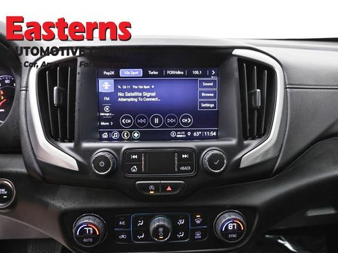 Used 2024 GMC Terrain SLT AWD/4WD image 18