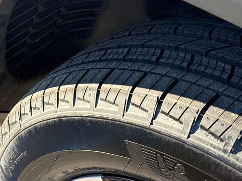 New 2025 Jeep Grand Cherokee Limited w/ Trailer Tow Package image 10