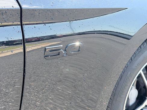 Used 2021 Ford Mustang GT RWD image 8