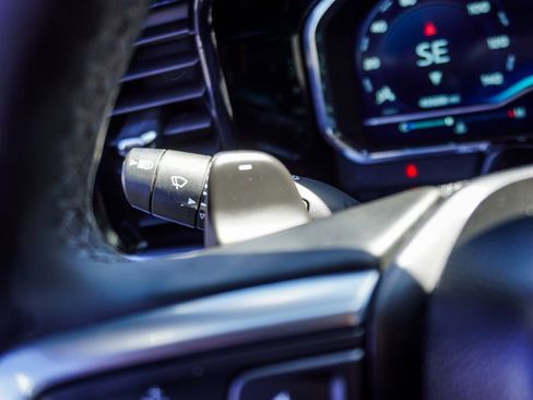 Used 2023 Chevrolet Silverado 1500 LT image 20