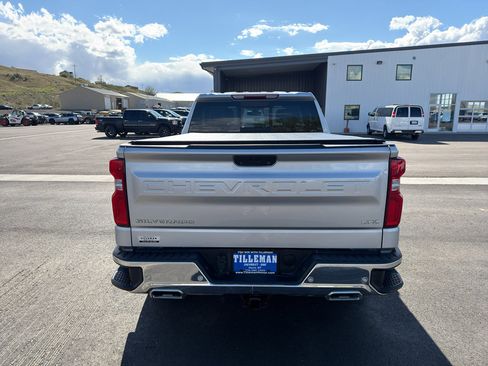 Used 2021 Chevrolet Silverado 1500 LTZ AWD/4WD image 36