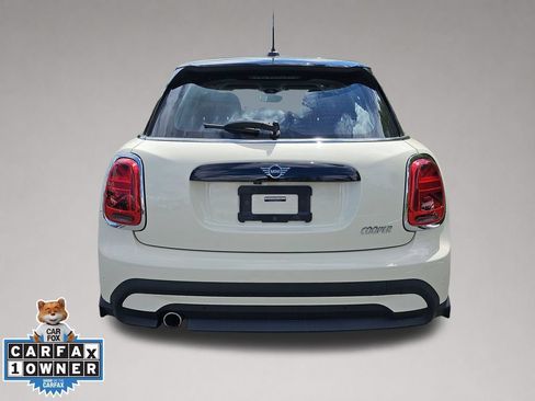 Used 2023 MINI Cooper 4-Door Hardtop FWD image 5