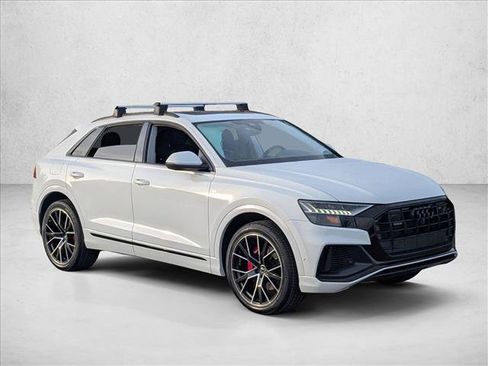 Used 2023 Audi Q8 Premium Plus w/ Premium Plus Package AWD/4WD image 3