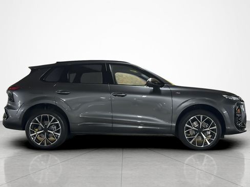 New 2026 Audi Q3 quattro 2.0T AWD/4WD image 7